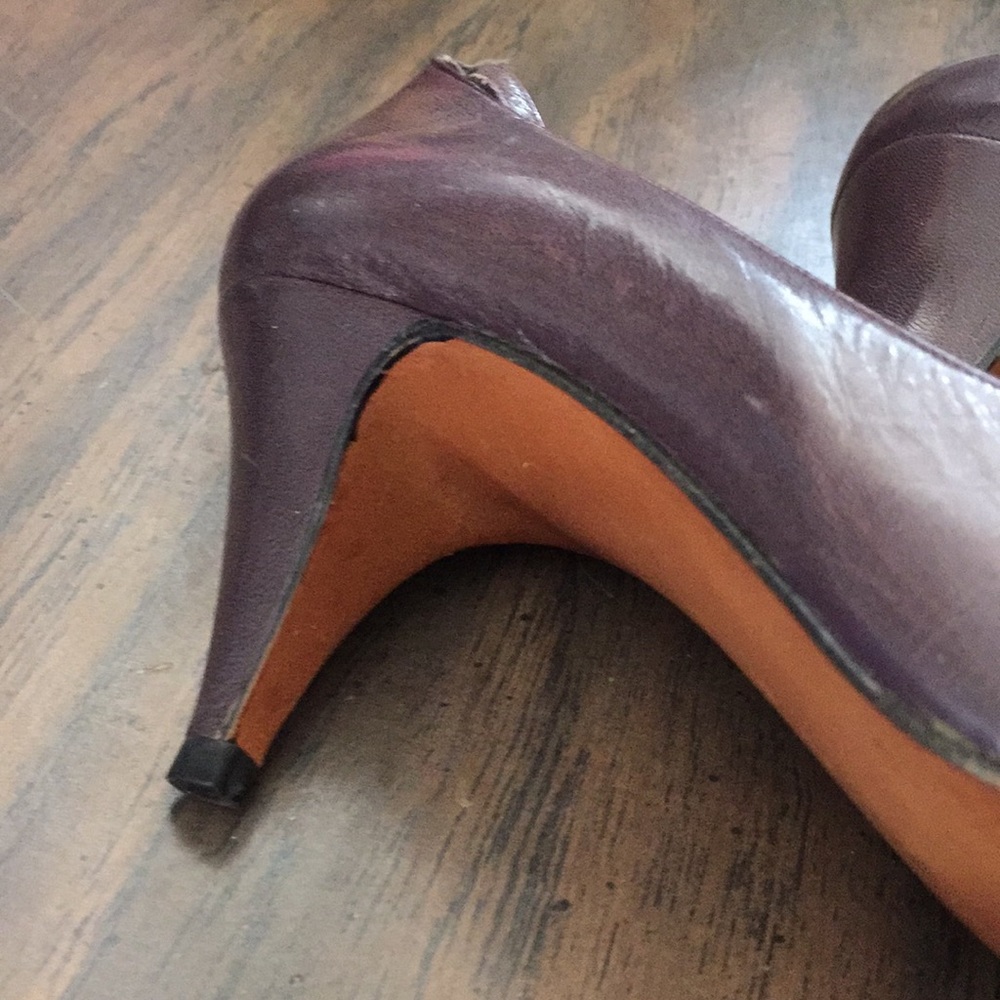 Shoes 👠 - Picture 3 of 4